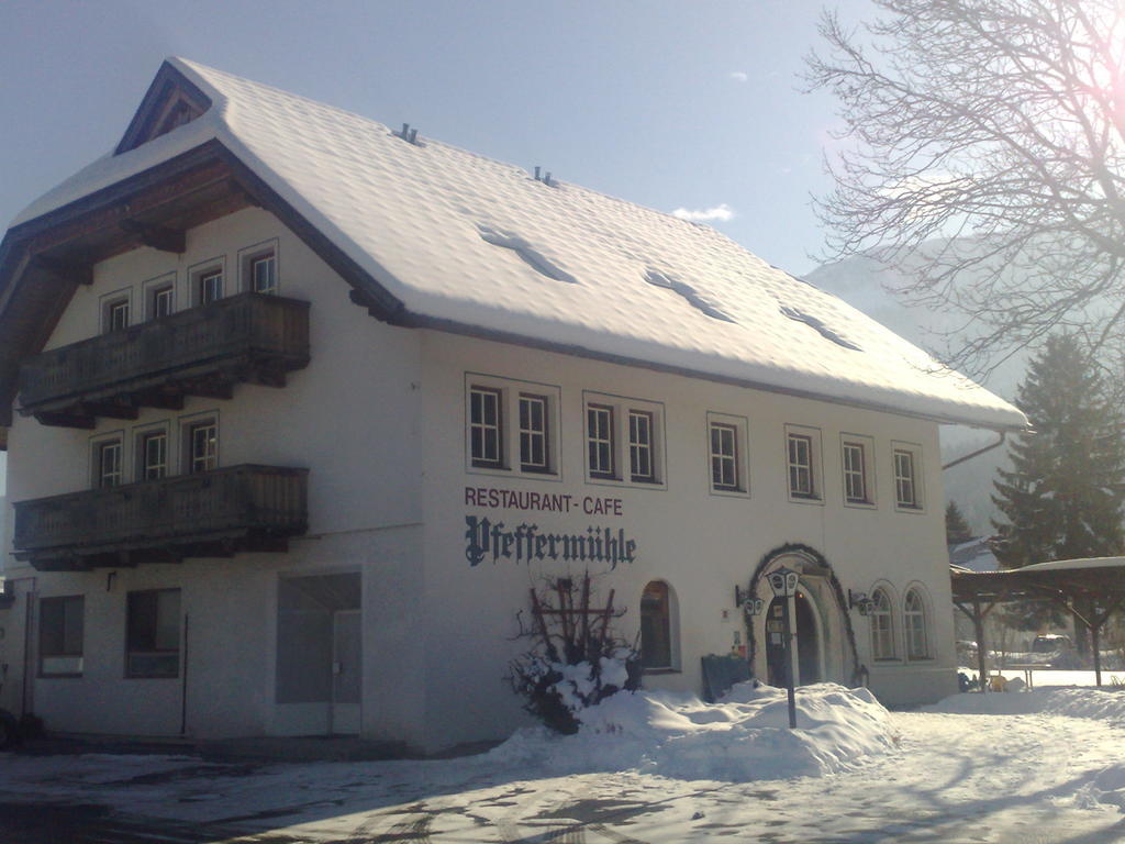 Landgasthof Pfeffermuehle Kotschach-Mauthen Exterior photo